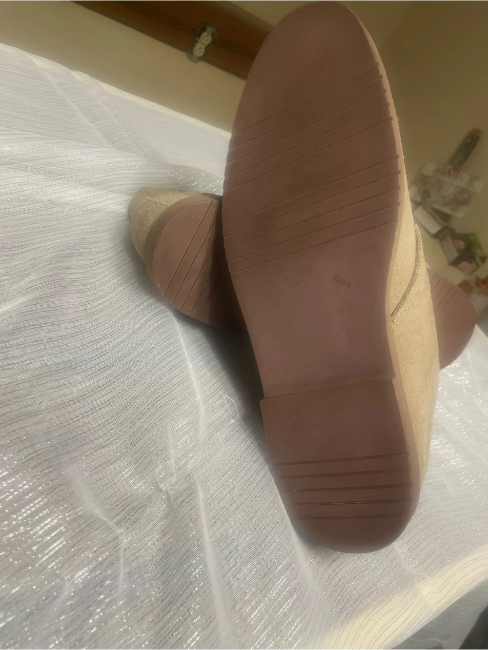 Banana Republic suede chukka